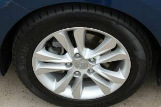 2014 [SOLD]    image 14