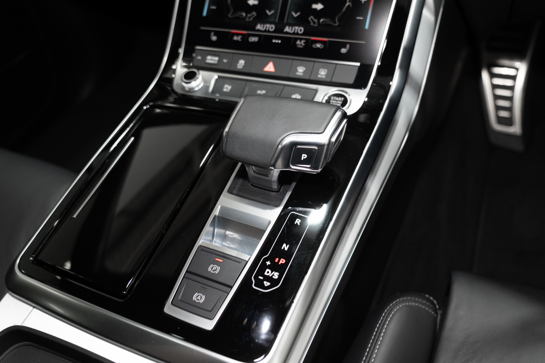 2021 Audi Q7 50 Tdi S Line Quattro Mhev SUV Image 17