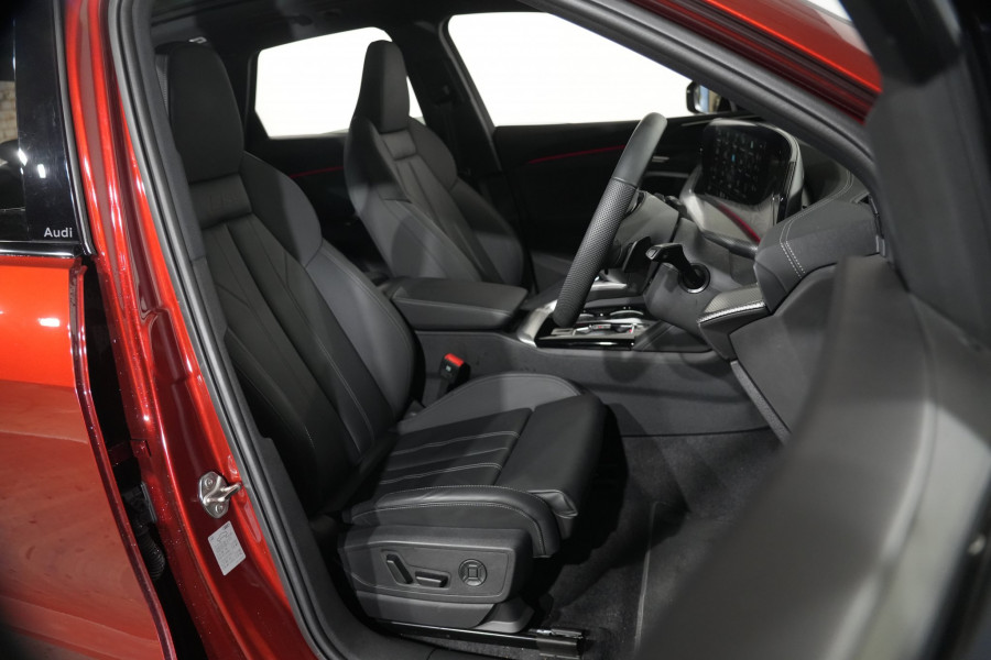 2025 Audi SQ5 FY  SUV Image 20