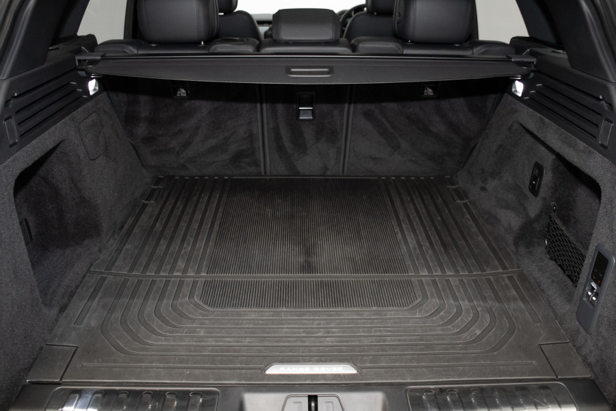 2025 Land Rover Range Rover Sport L461 D250 Dynamic SE SUV Image 12