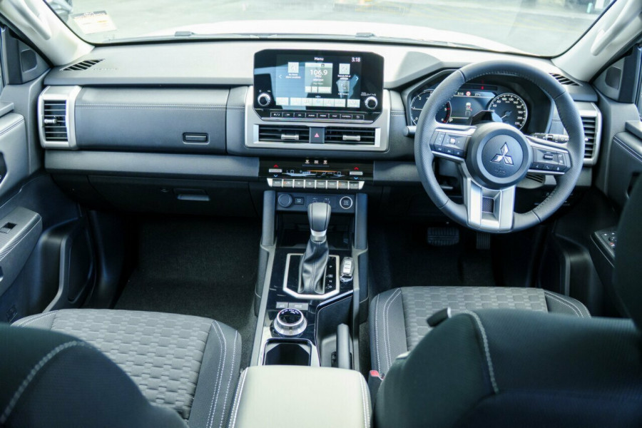 2025 Mitsubishi Triton MV GLS Ute Image 17