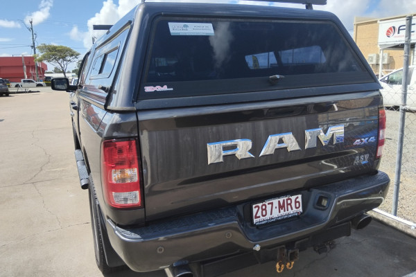 2018 Ram 1500 DS Express Ute Image 5