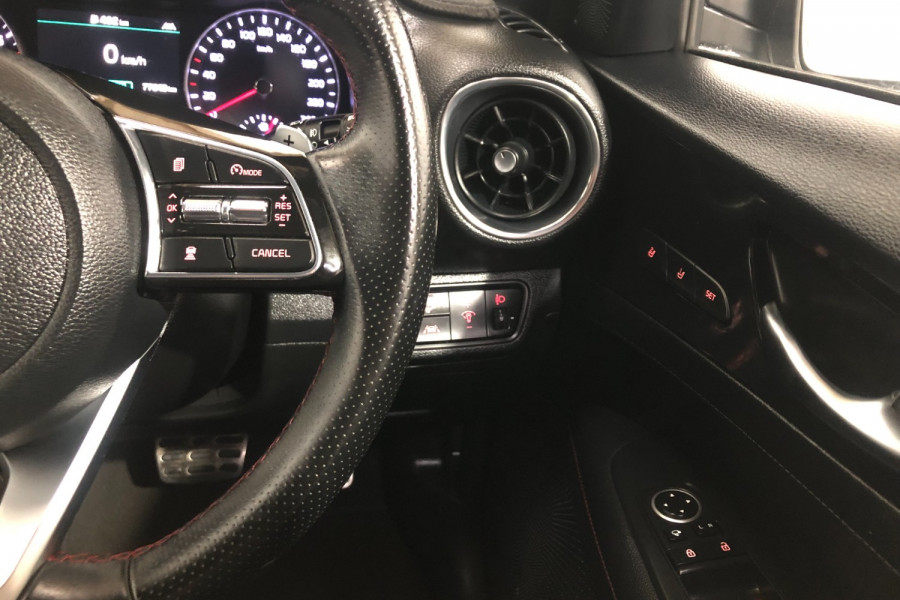 2019 Kia Cerato BD GT Hatch Image 15