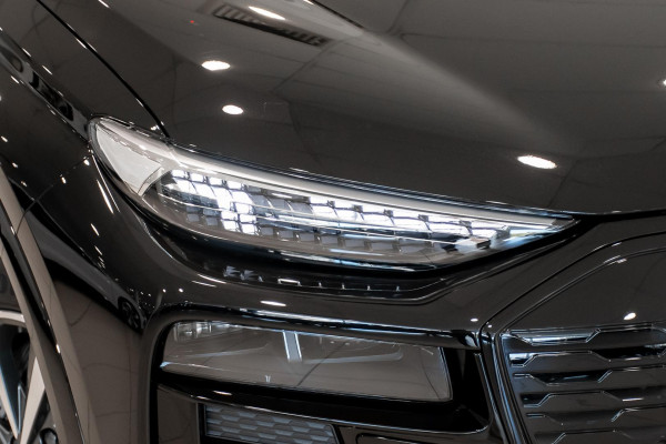 2026 Audi Q6 e-tron SUV image 23