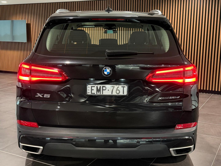 2020 BMW X5 G05 xDrive25d SUV Image 4