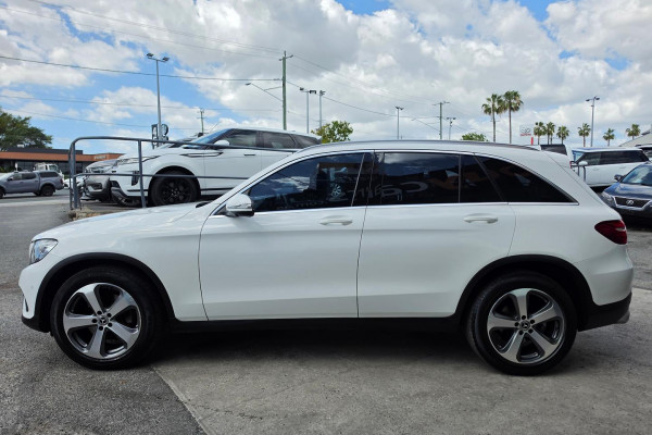 2018 Mercedes-Benz GLC-Class X253 GLC200 SUV Image 10