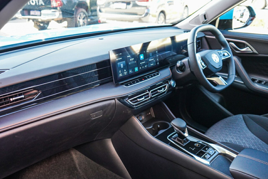 2024 MY24.5 MG HS AS33 Vibe SUV Image 25