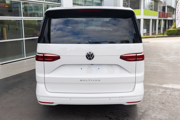 2025 Volkswagen Multivan T7 TDI360 Life LWB People Mover Image 5