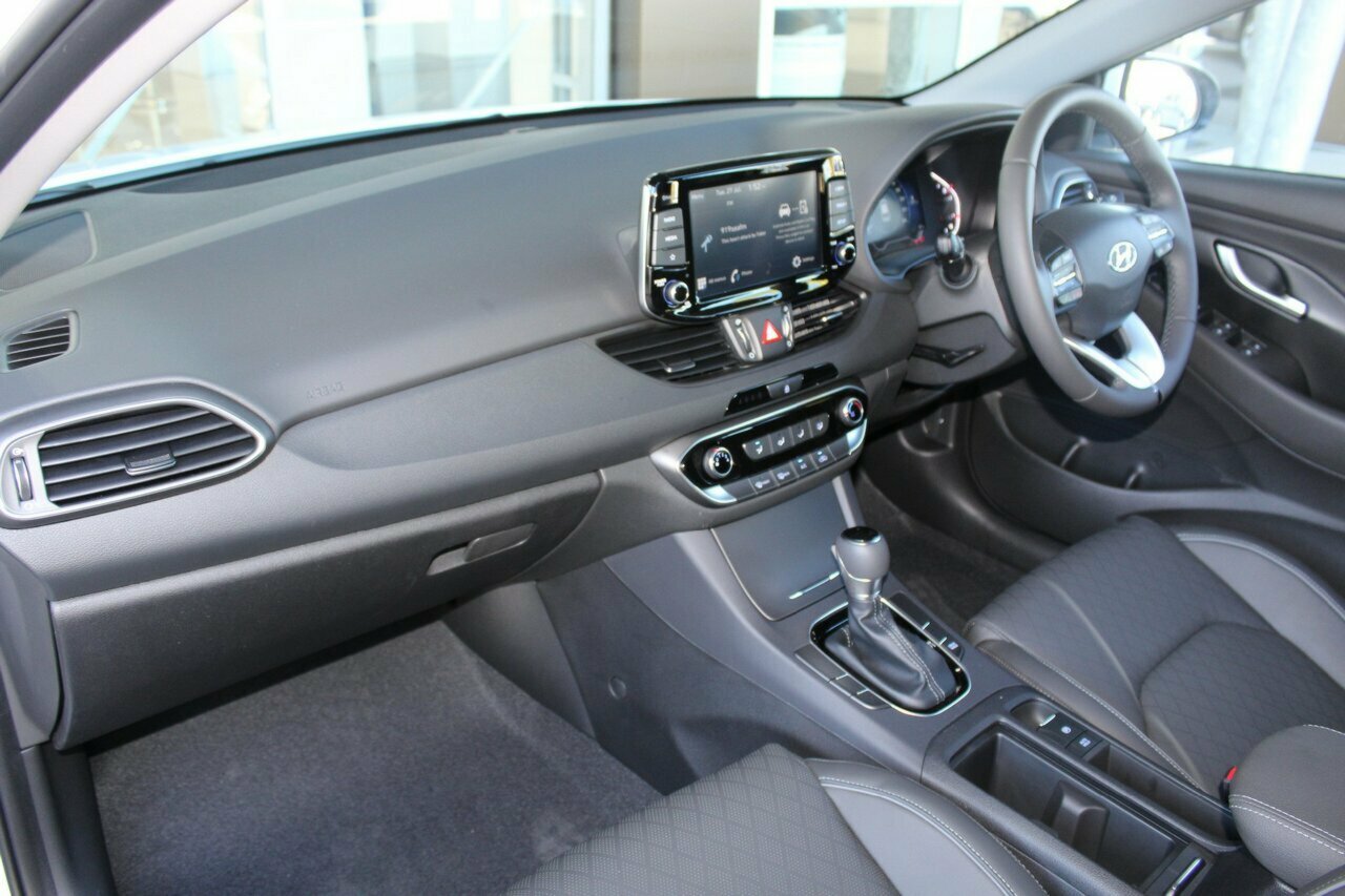 2021 Hyundai i30 PD.V4 Active Hatchback Image 16