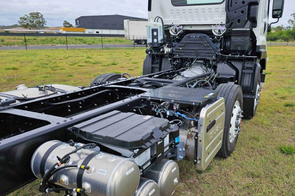 2025 Isuzu FYJ 320-355 AT R67 Cab Chassis Image 5