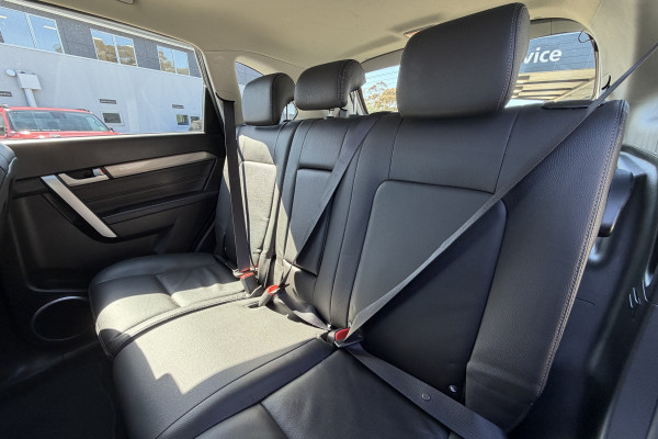 2017 Holden Captiva CG Active SUV Image 13