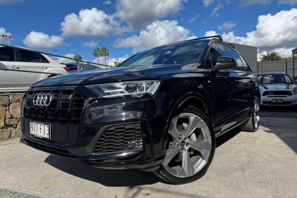2022 Audi Q7 4M 55 TFSI S line SUV Image 2