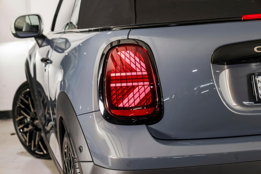 2025 MINI Cooper F67 C Favoured Convertible