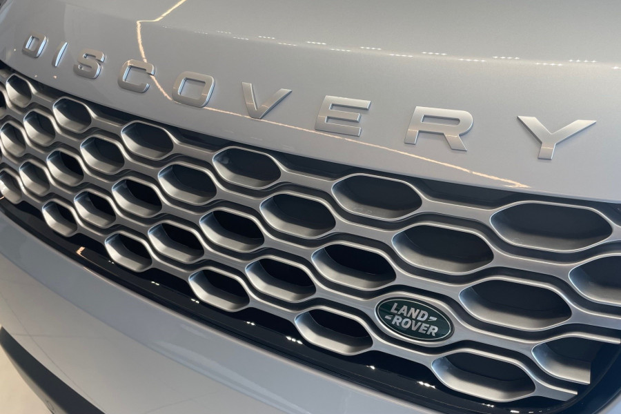2024 Land Rover Discovery Series 5 S SUV Image 26