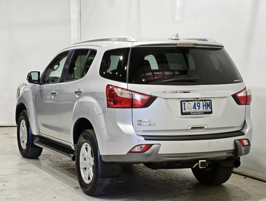 2014 Isuzu MU-X LS-T SUV Image 4
