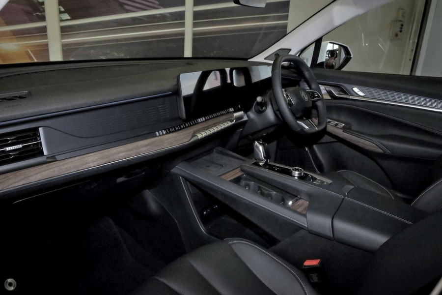 2025 MG QS IS31 Essence SUV Image 11