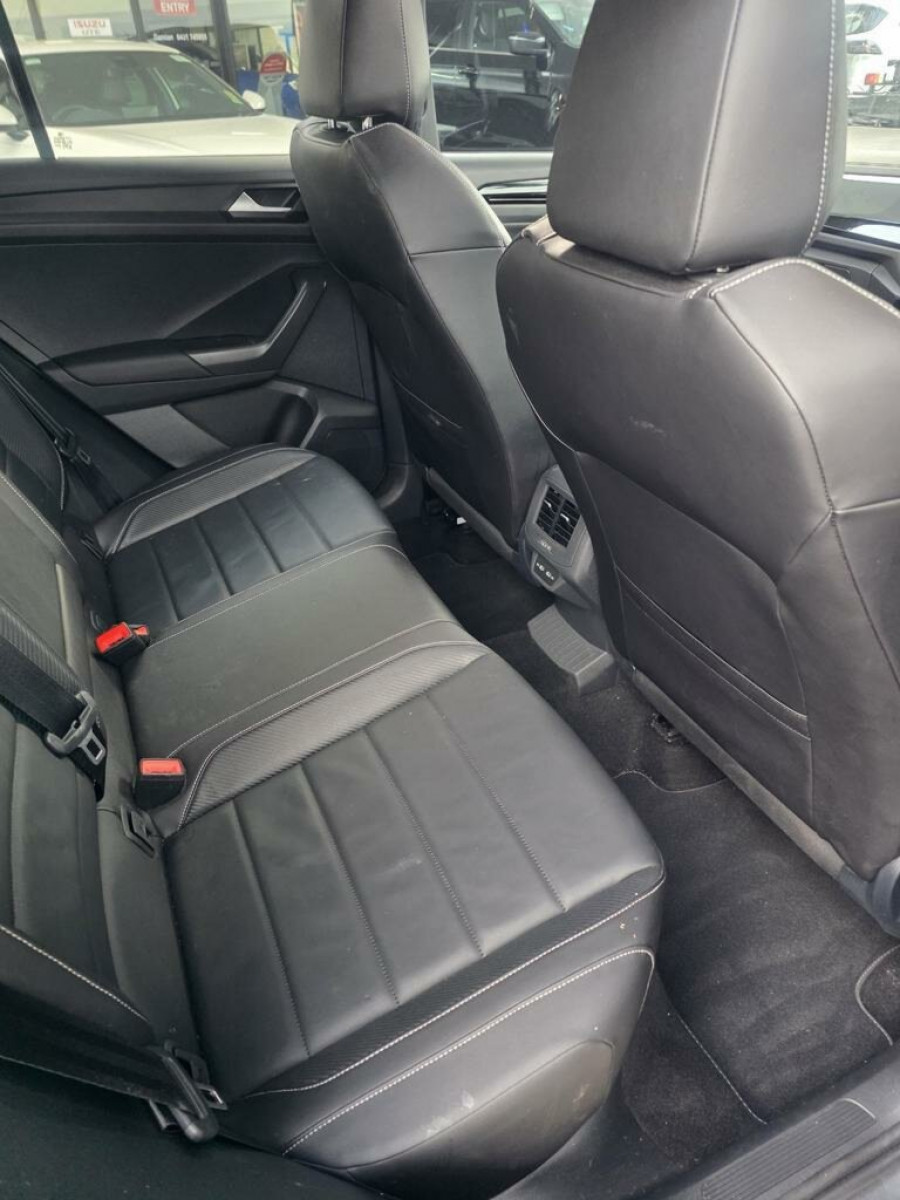 2022 MY23 Volkswagen T-Roc D11 140TSI R-Line SUV Image 14