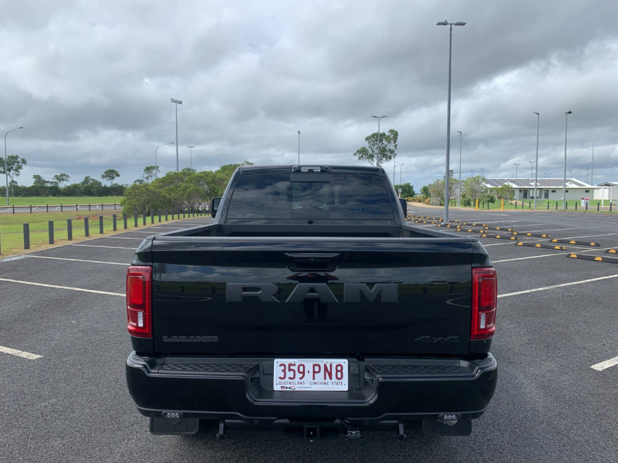 2025 Ram 2500 DJ Laramie Dual Cab Image 8
