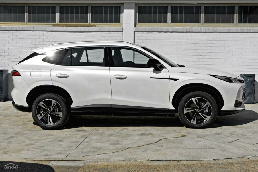 2025 MG HS AS33 Vibe SUV Image 3