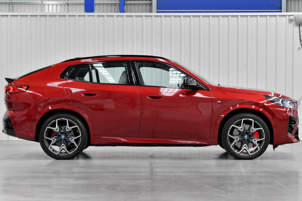 2024 BMW iX2 U10 xDrive30 M Sport SUV image 3