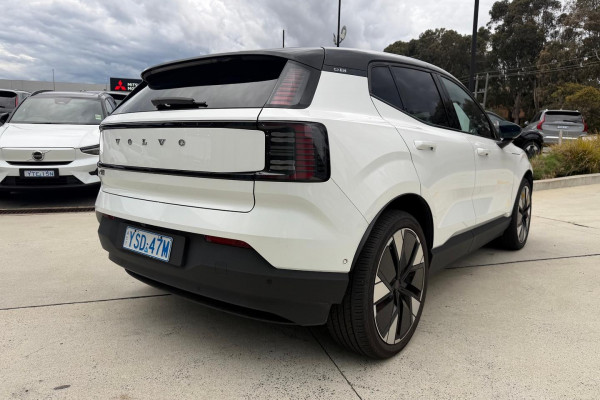 2024 MY25 Volvo EX30  Twin Motor Performance Ultra SUV Image 3