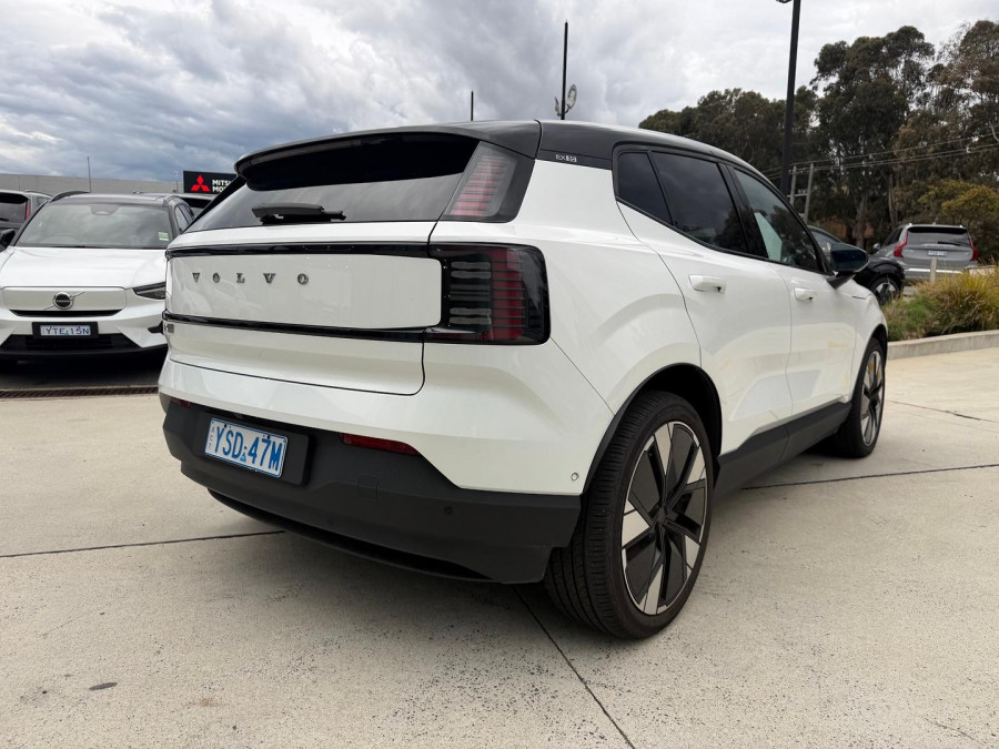 2024 MY25 Volvo EX30  Twin Motor Performance Ultra SUV Image 3