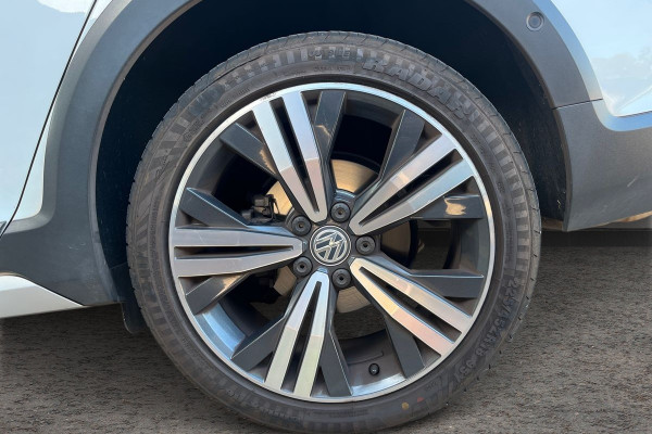 2018 Volkswagen Golf 7.5 135TDI Premium SUV Image 5