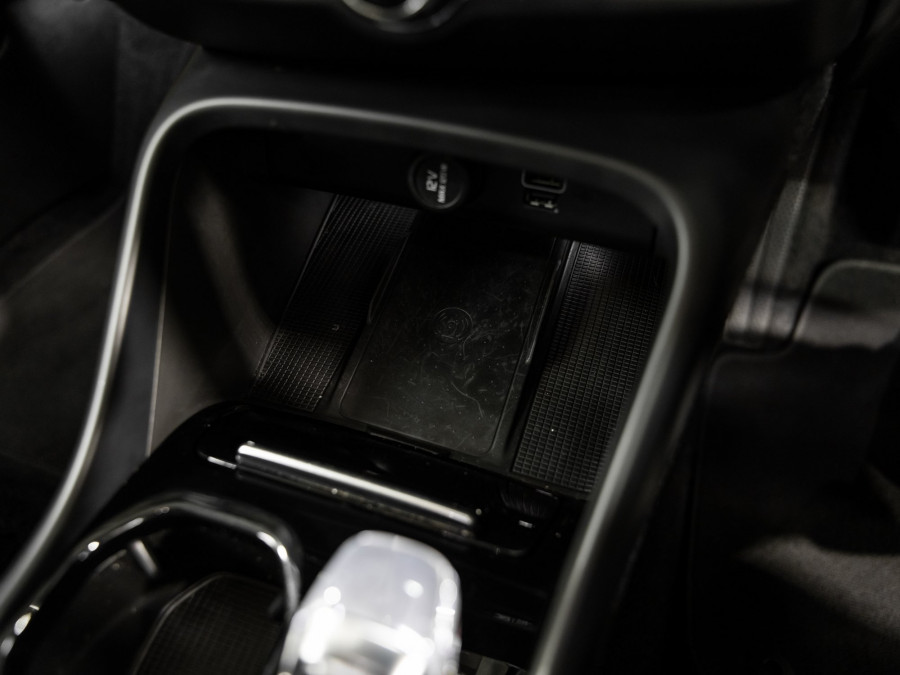 2022 Volvo XC40 XZ T4 Inscription Petrol AWD SUV Image 15