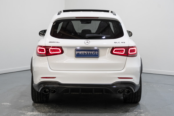 2022 Mercedes-Benz GLC-Class GLC43 AMG SUV Image 10