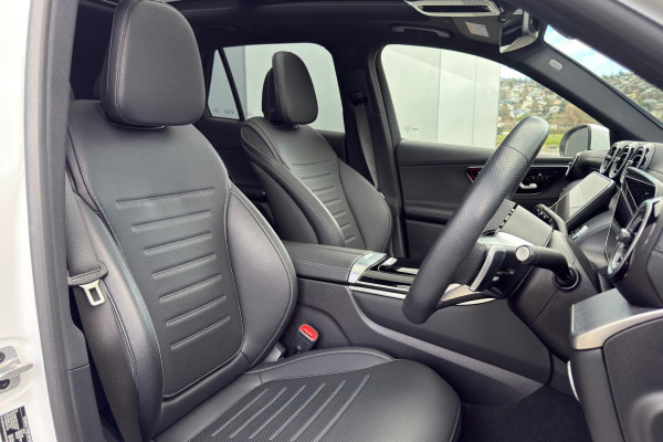 2023 Mercedes-Benz GLC-Class X254 GLC300 SUV Image 32
