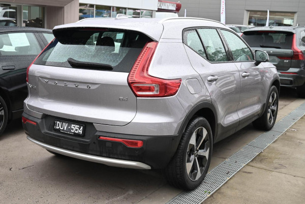 2025 MY26 Volvo XC40 XZ Plus B4 SUV image 2