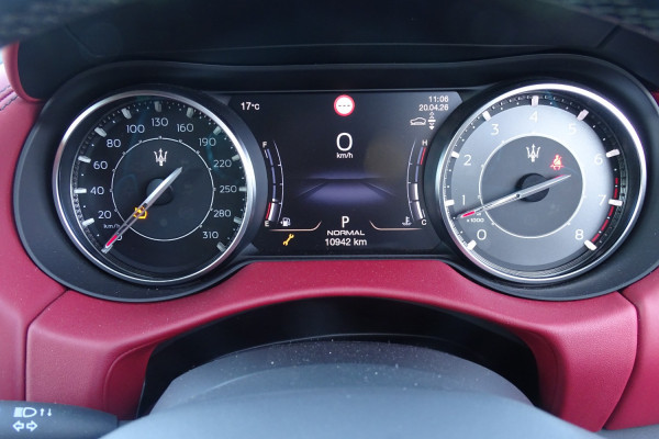 2022 Maserati Levante M161 Modena SUV Image 14