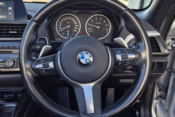 2015 BMW 2 Series F23 Turbo 220i M Sport Convertible Image 13