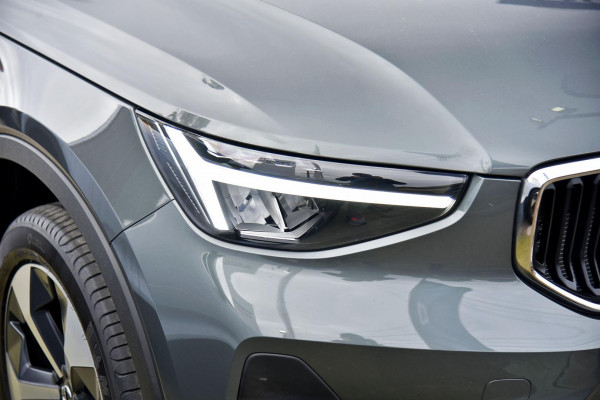 2025 MY26 Volvo XC40 XZ Plus B4 SUV Image 7