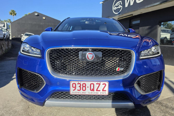 2016 MY17 Jaguar F-PACE X761 First Edition SUV Image 4
