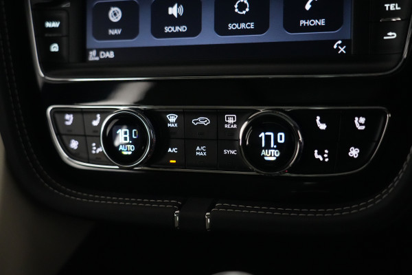 2018 Bentley Bentayga W12 SUV Image 44