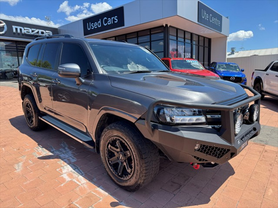 2022 Toyota LandCruiser FJA300R GXL SUV Image 2