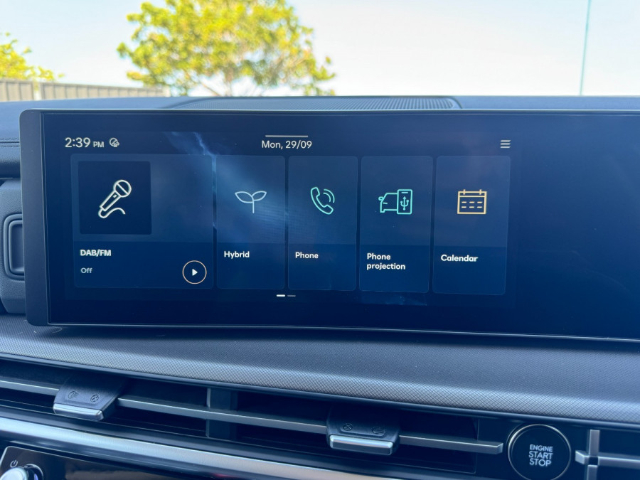 2025 MY26 Hyundai Santa Fe MX5.V2 Hybrid SUV Image 17