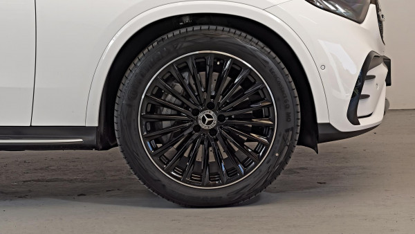 2026 Mercedes-Benz GLC-Class C254 GLC300 SUV image 5