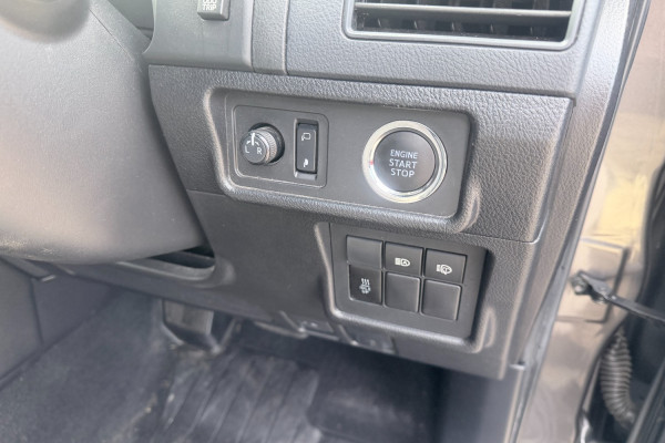 2019 Toyota LandCruiser Prado GDJ150R GXL SUV Image 23