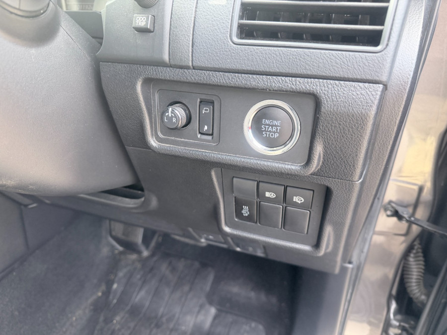 2019 Toyota LandCruiser Prado GDJ150R GXL SUV Image 23