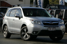 Subaru Forester 2.5i Lineartronic AWD Luxury S4 MY14