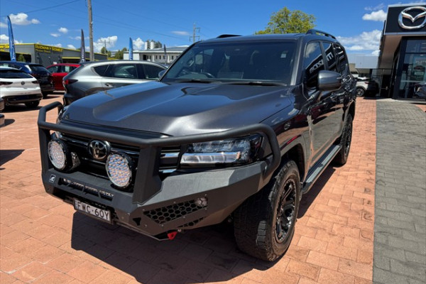 2022 Toyota LandCruiser FJA300R GXL SUV Image 1