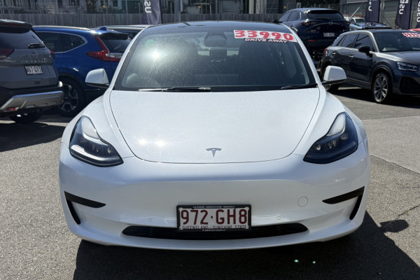 2022 Tesla Model 3  Rear-Wheel Drive Sedan Image 4