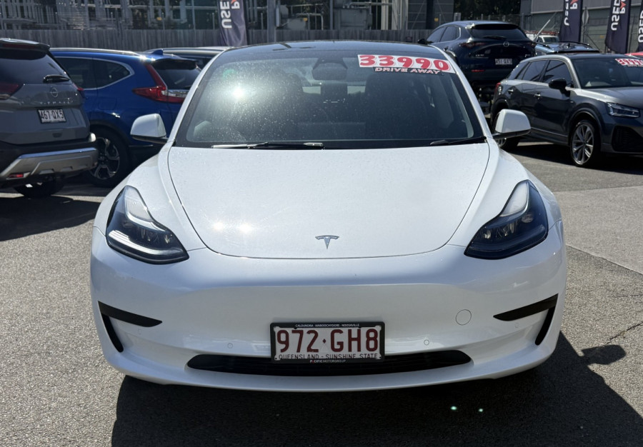 2022 Tesla Model 3  Rear-Wheel Drive Sedan Image 4