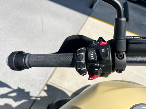 2025 BMW R 12 G/S R 12 image 12