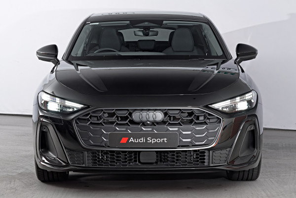 2025 Audi A5 B10 TFSI 150kW S line Sedan image 4