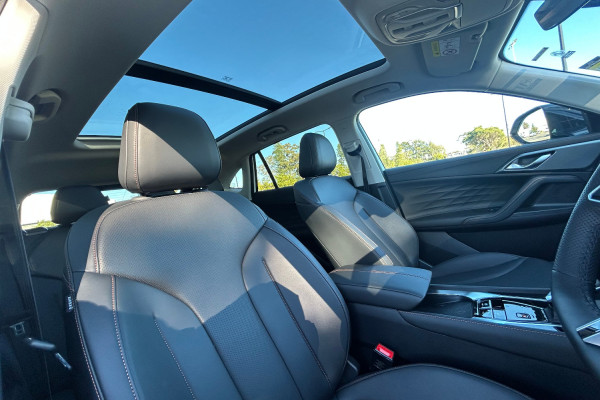 2025 MG HS AS33H Essence Hybrid+ SUV Image 16