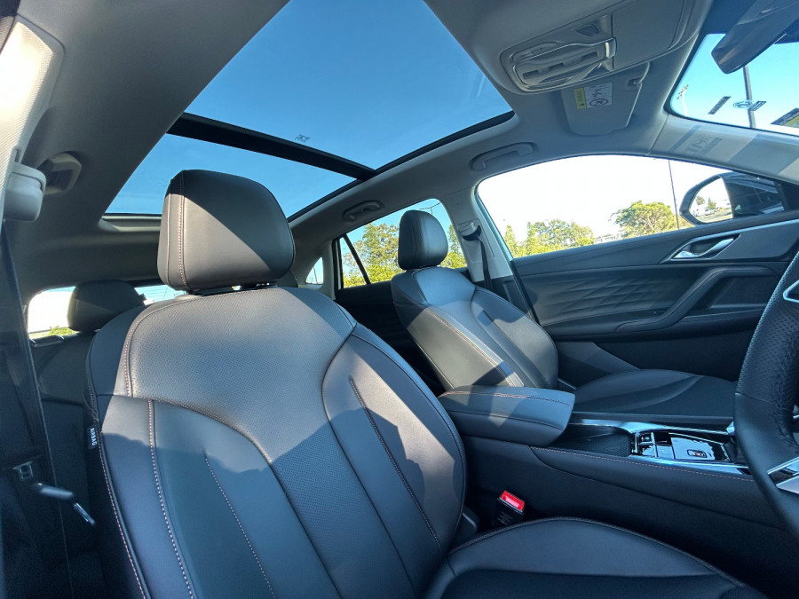 2025 MG HS AS33H Essence Hybrid+ SUV Image 16