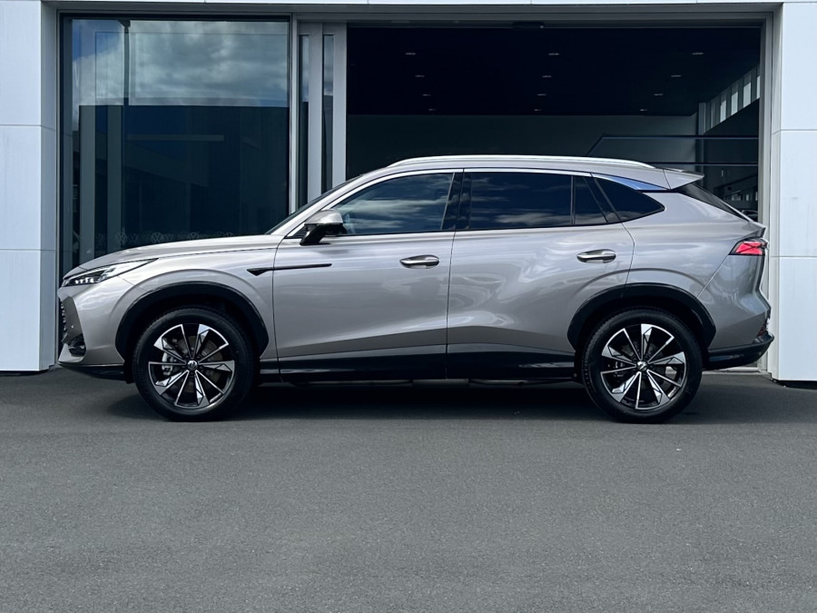 2026 MG HS Essence Hybrid+ SUV Image 3